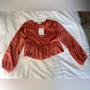 ✨NWT✨ Altered State Long Sleeve Crop Blouse